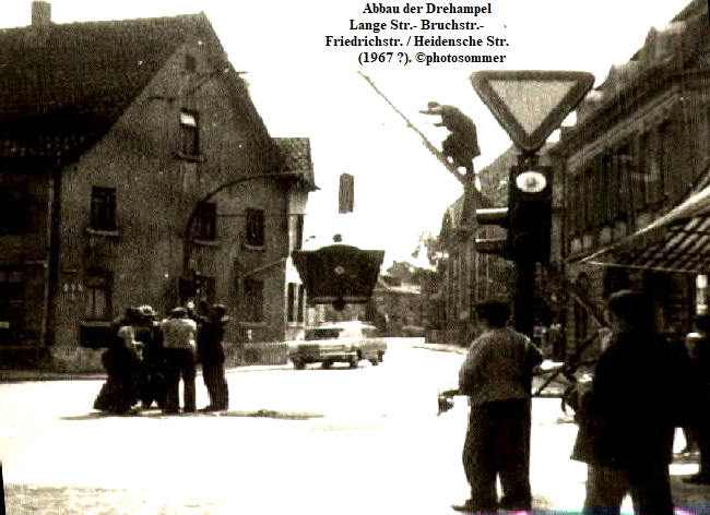 Abnahme der Drehampel Detmolder- Friedrich- Bruch- u. Lange Str. im Jahre 1963.