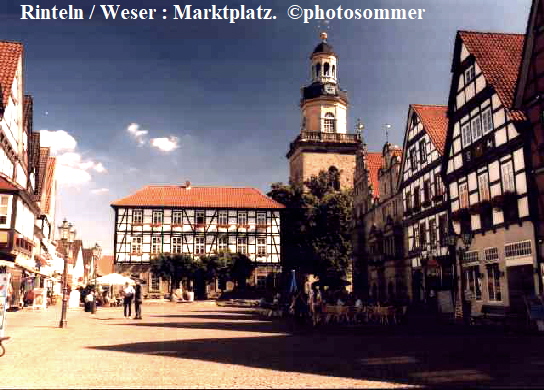Rinteln / Weser : Marktplatz.  ©photosommer