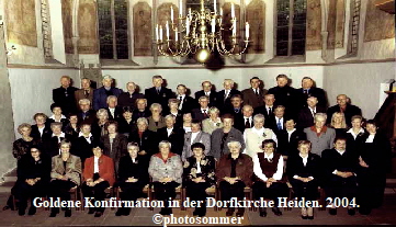 Goldene Konfirmation in der Dorfkirche Heiden. 2004. 
©photosommer
