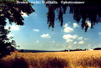 Breden - rechts Wallhalla.   photosommer