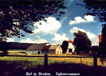 Hof  in  Breden.     photosommer