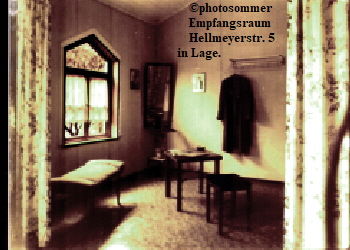 photosommer
                                                               Empfangsraum 
                                                               Hellmeyerstr. 5 
                                                           in Lage.