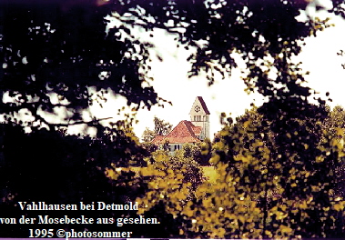 Vahlhausen bei Detmold 
von der Mosebecke aus gesehen.
1995 ©photosommer