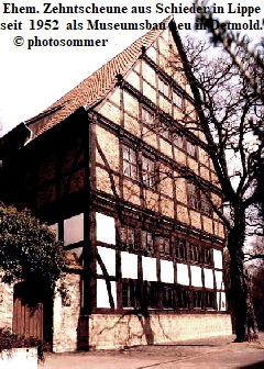Ehem. Zehntscheune aus Schieder in Lippe 
seit  1952  als Museumsbau neu in Detmold.
    © photosommer
